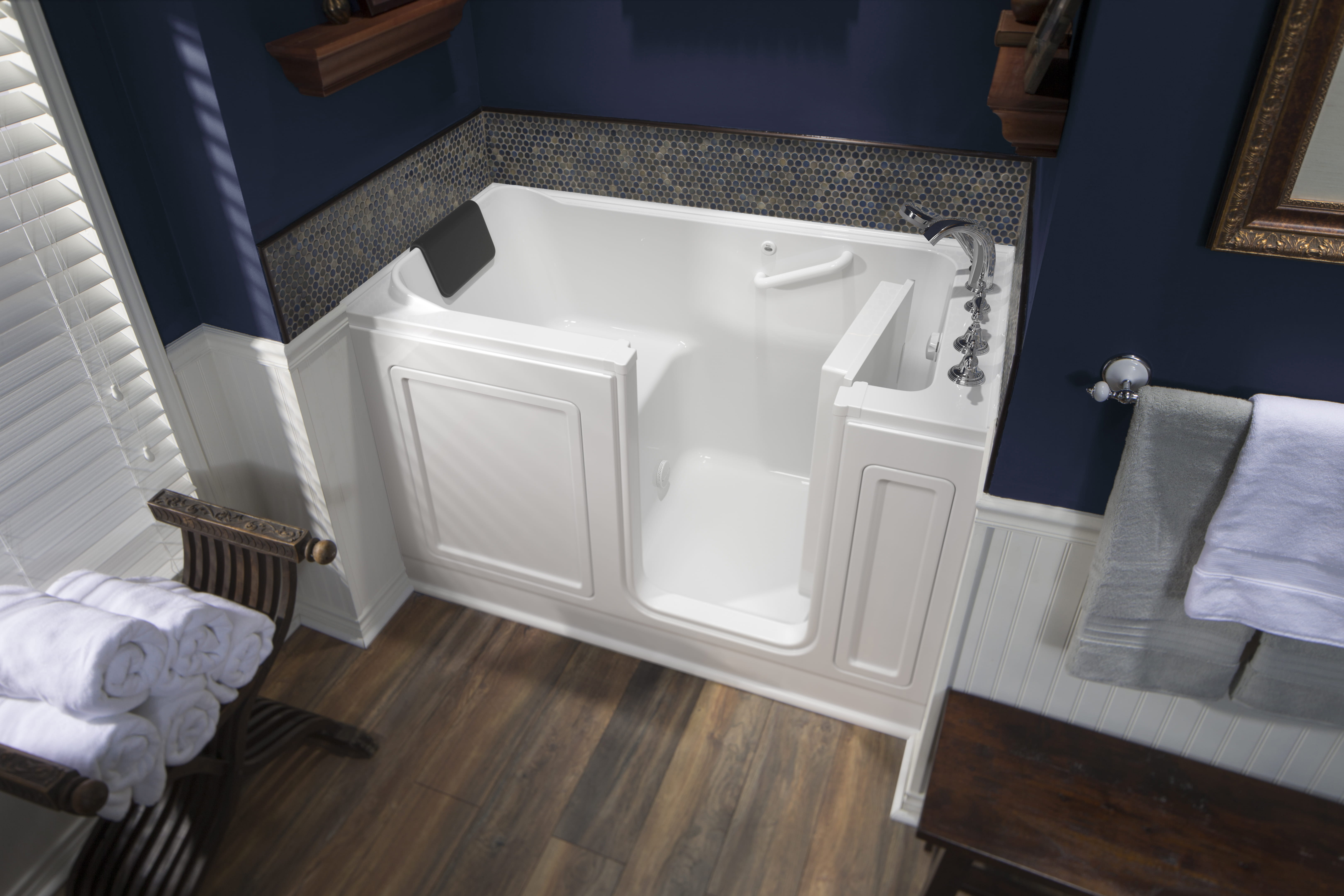 Acrylic Luxury Series 32 x 60 -Inch Walk-in Tub With Soaker System - Right-Hand Drain With Faucet